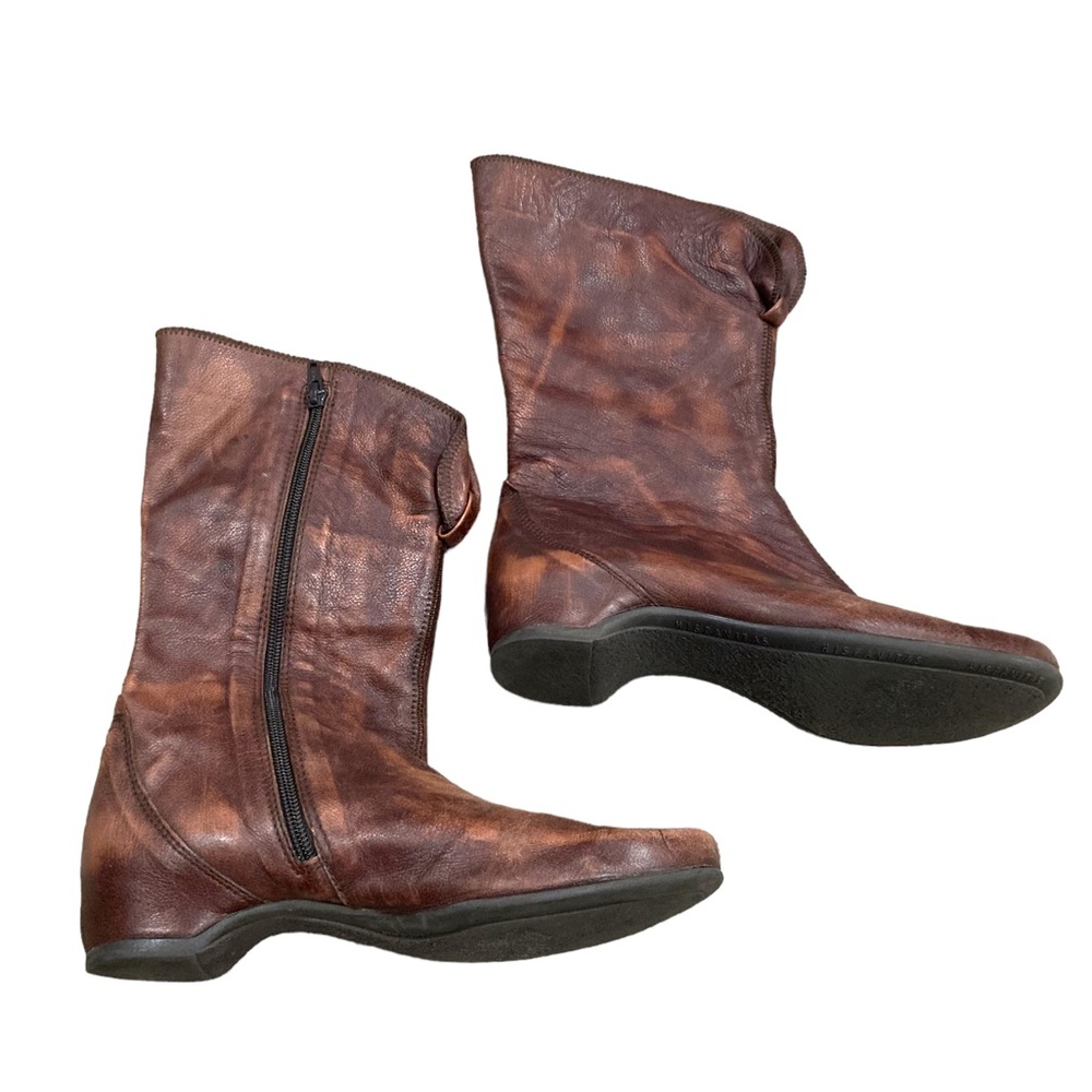 Hispanitas brown leather boots size 7. Made in Spain.
